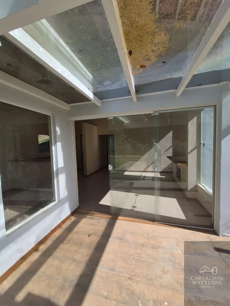 Casa linear de 3 quartos em Itaipava!